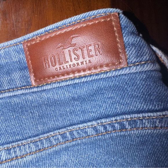 HOLLISTER DISTRESSED EMBROIDERED JEANS SIZE 31 - Picture 7 of 10